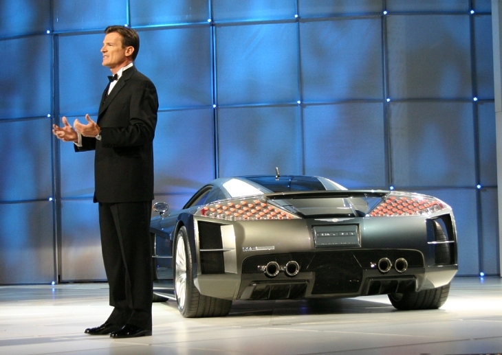 http://www.autointell.net/Events/naias-2004/naias-2004-daily/me-4-20/me-4-12-bernhanrd-rear-800.jpg